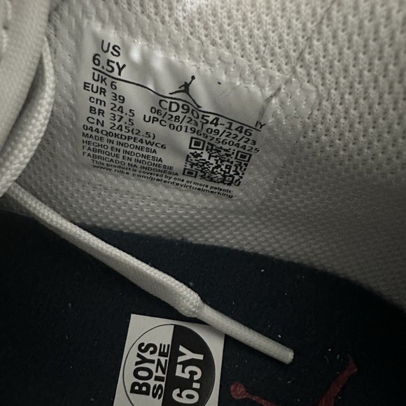 Nike Jordan Legacy 312 Low GS White Navy Wolf Grey Youth 6.5Y CD9054-146 Retro - Picture 2 of 5